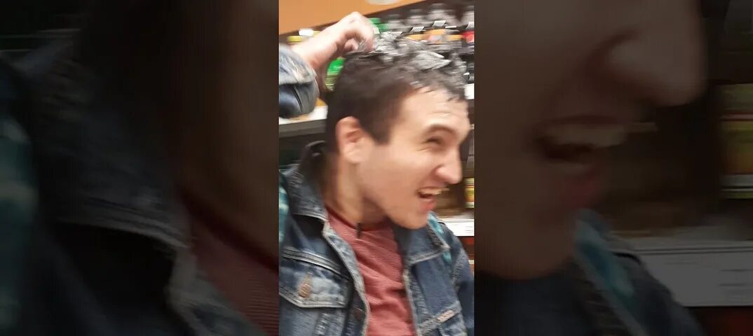 Крутые пранки в пятерочке. С друзьями в пятёрочке фото пранк. Полматери иван. Марголдин полматери. Крутые пранки в пятерочке полматери.