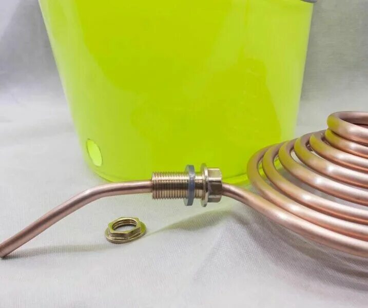 Змеевик медный 16х1. Протекает полотенцесушитель после включения воды. Змеевик непроточный. Почему змеевик холодный. Байпас для полотенцесушителя.