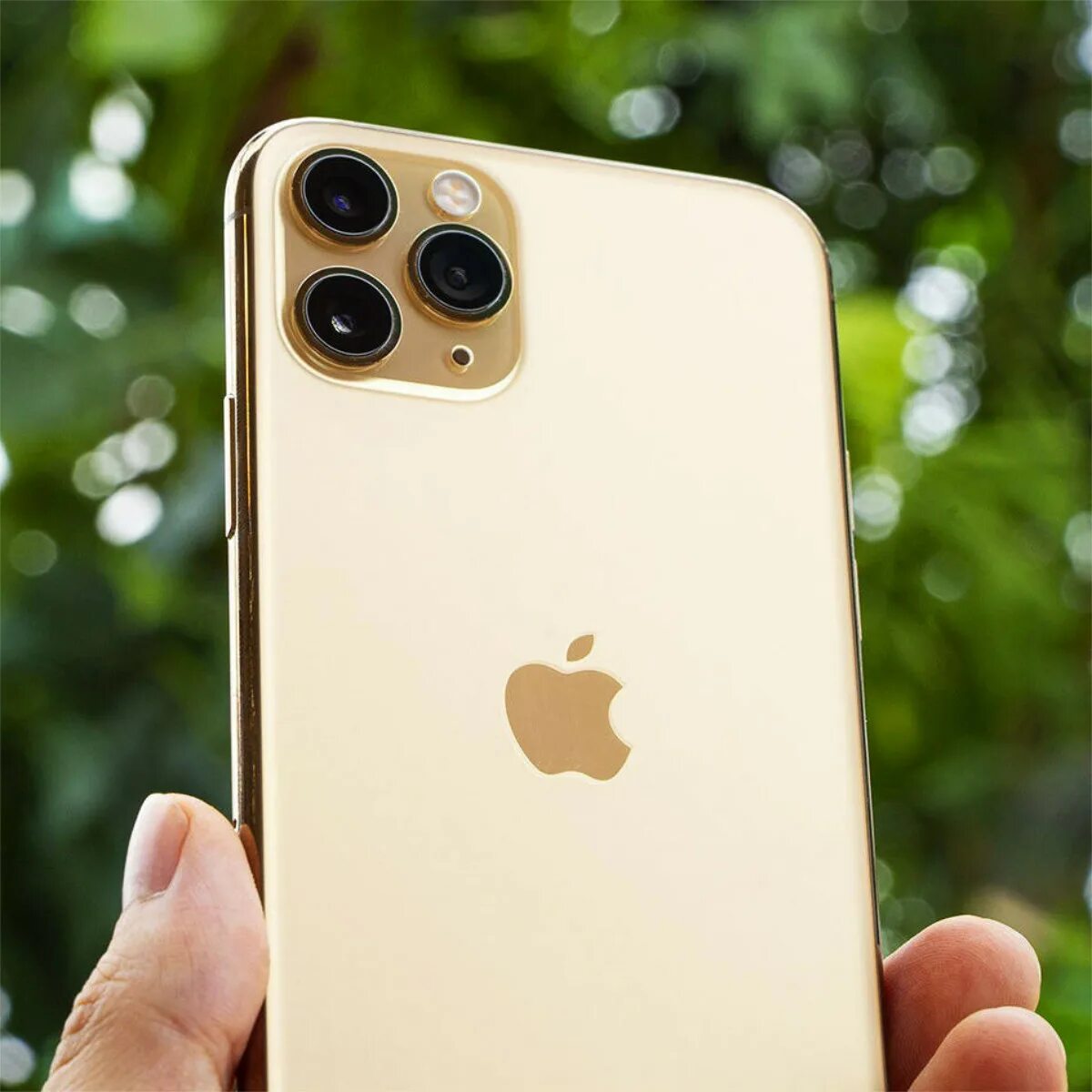 Золотой айфон 11 про. Iphone 11 Pro. Iphone 11 Pro Gold. Айфон 11 Pro Max. Айфон 11 Промакс.