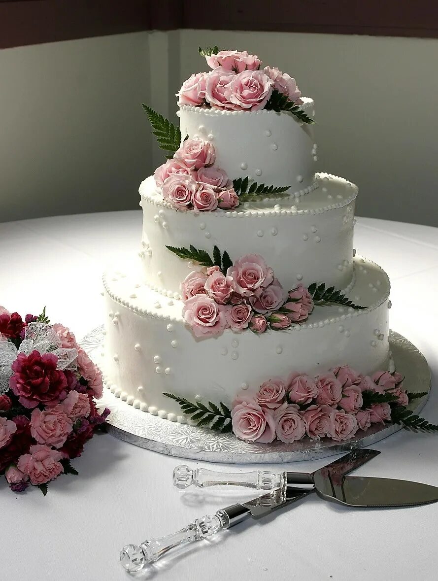 чизкейк на свадьбу. красивые торты на день рождения. картинки оригинальные тортики красивые. чизкейк клубника базилик. кейк заказ тортов.