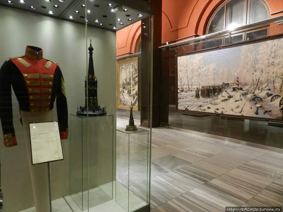 Военно исторический музей 1812 года. Музей войны 1812 года в Москве. Музей 1812 года в Москве на красной площади. Узей Отечественной войны 1812 года.