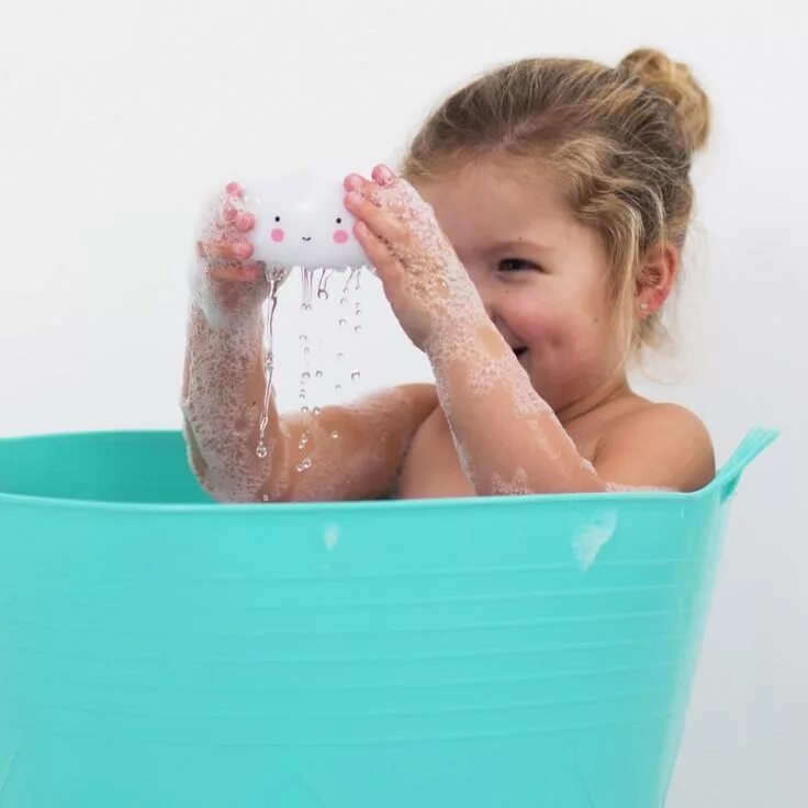 Child bath. Kids Bath time девочки. Bathtime для детей. Bath девочки 7 лет. Девочка Bath time 10.