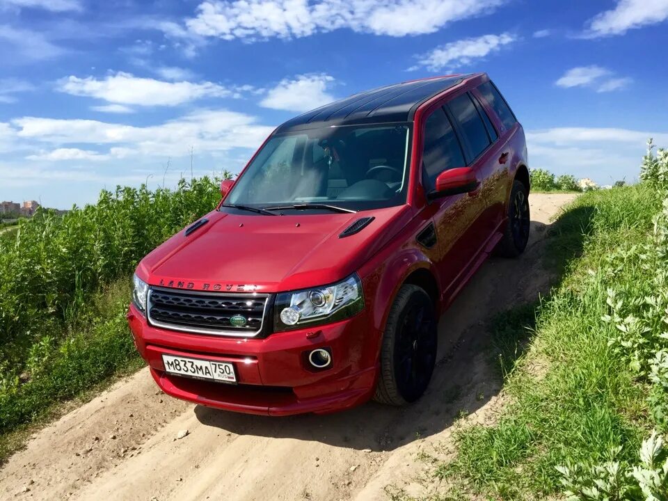 Купить авто город хабаровск. Freelander 2. Land Rover Freelander 2. Freelander 2 r21. Land Rover Freelander оффроуд.