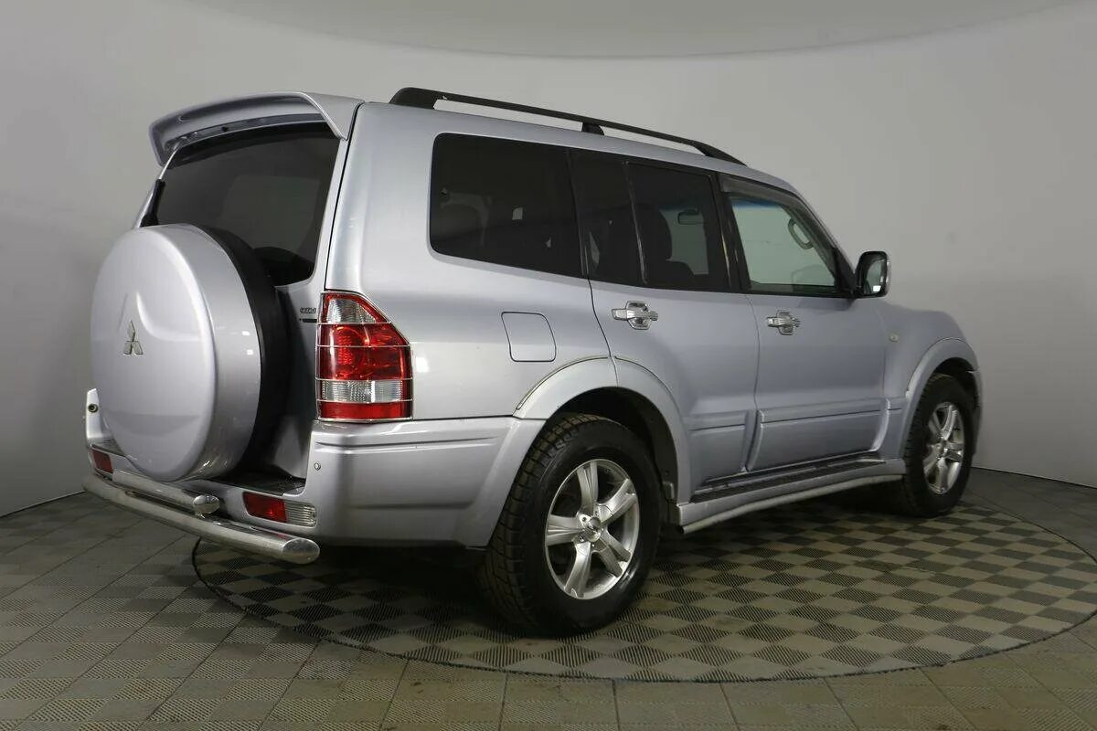 Mitsubishi pajero 3 дизель. Mitsubishi Pajero 3.2 LWB 2007. Mitsubishi Pajero 3.0 LWB 2010. Mitsubishi Pajero 3.2 LWB 2014. Мицубиси Паджеро 3 3.2 дизель.