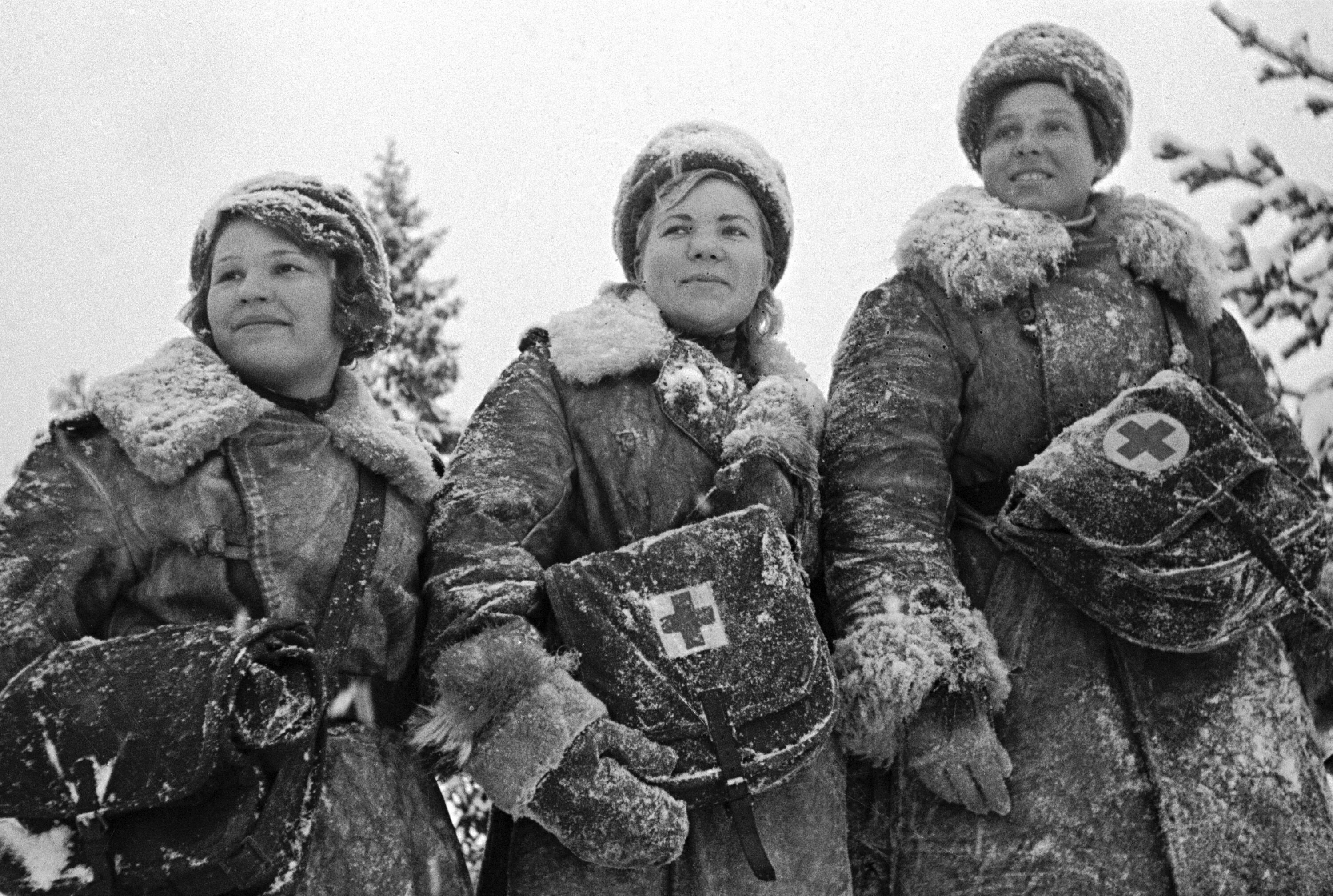 И больше нужного хромаю. Нало больше метиламина. Хромает шутки. И больше нужного хромаю. Кататься с горки.