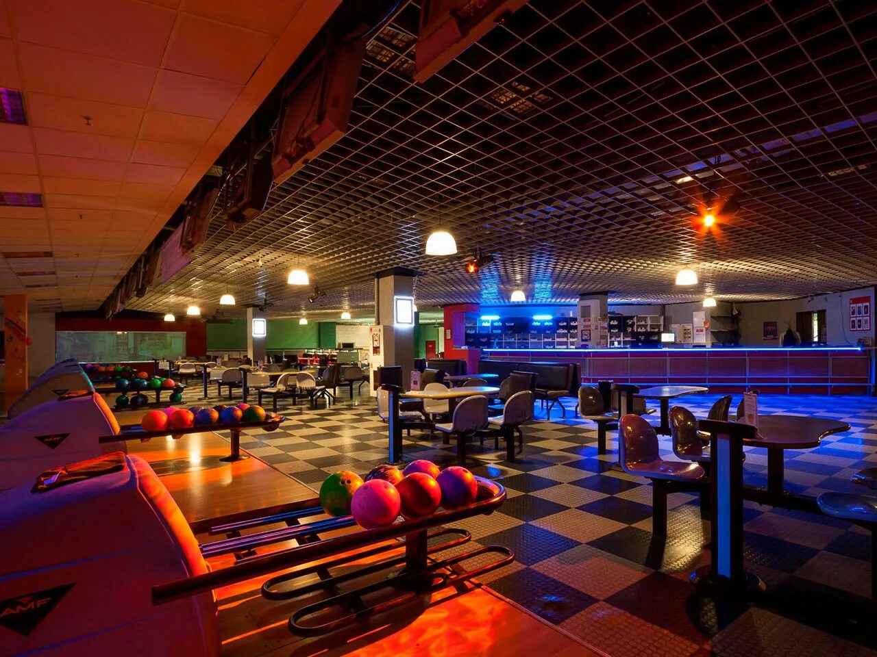 боулинг свердловская область. боулинг ф1 блюхера 58 екатеринбург. блюхера 58 боулинг. F1 боулинг екатеринбург блюхера. блюхера 58 екатеринбург боулинг.
