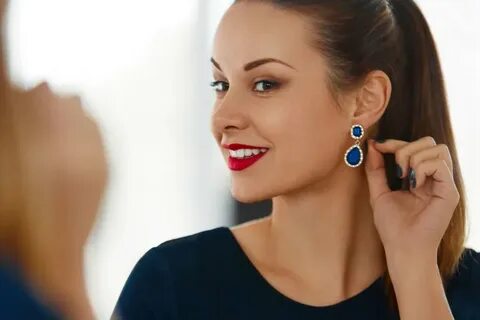 Какие серьги подарить