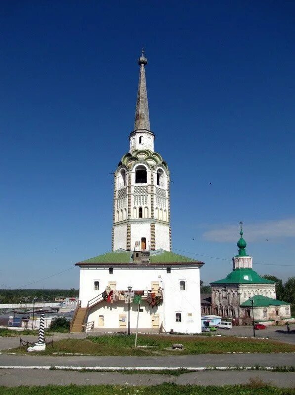 Соликамск в числах. Соборная колокольня соликамск. 60-метровая «падающая» колокольня в городе соликамске пермского края. спасская церковь соликамск. музей природы соликамск.