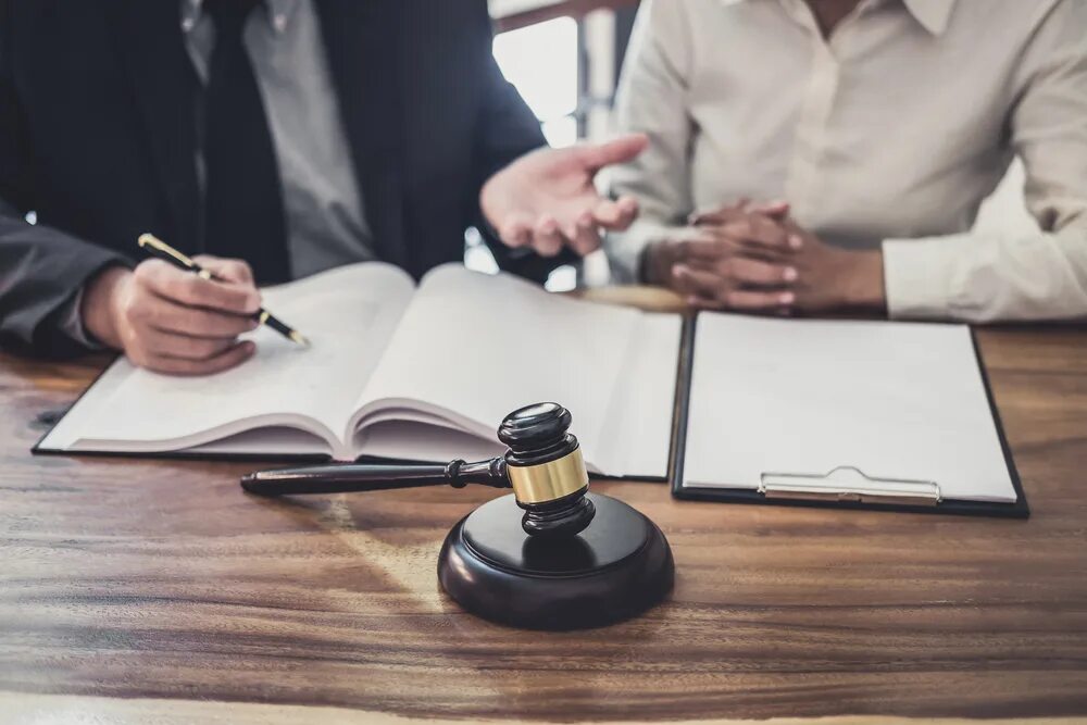 Law consult. Досудебные споры. Консультация юриста. Досудебное урегулирование налоговых споров. Law consult.