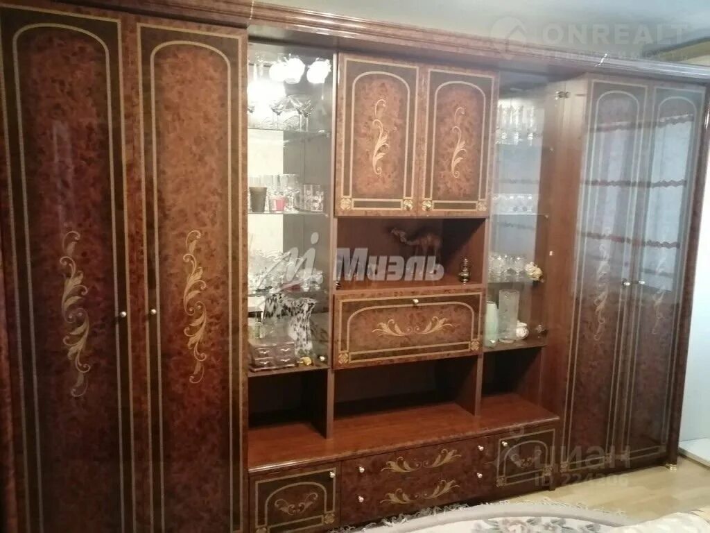 Авангард м. Гостиная Авангард Шатура. Шатура мебель Авангард стенка. Стенка шелкография. Шатура стенка с шелкографией.