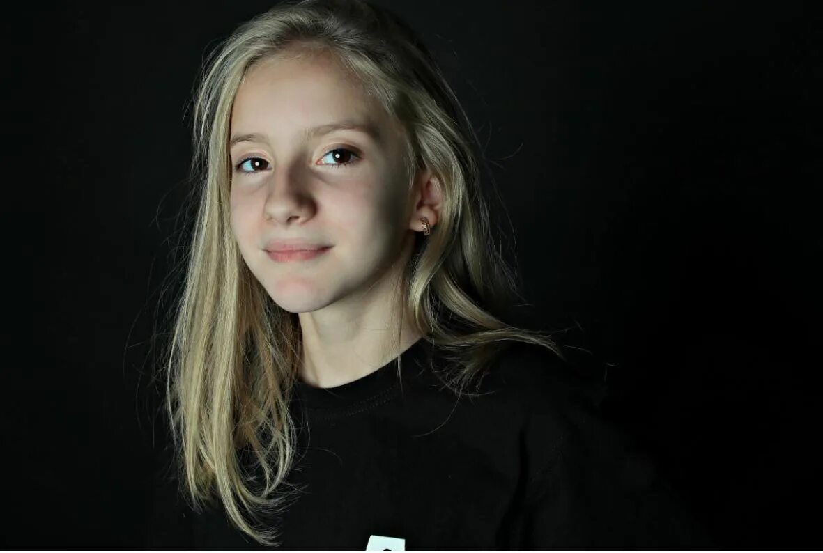 1с студия. A-1 pictures студия. Воротынская 8/1. Лазер студия гладка хабаровск. Студия 1а.