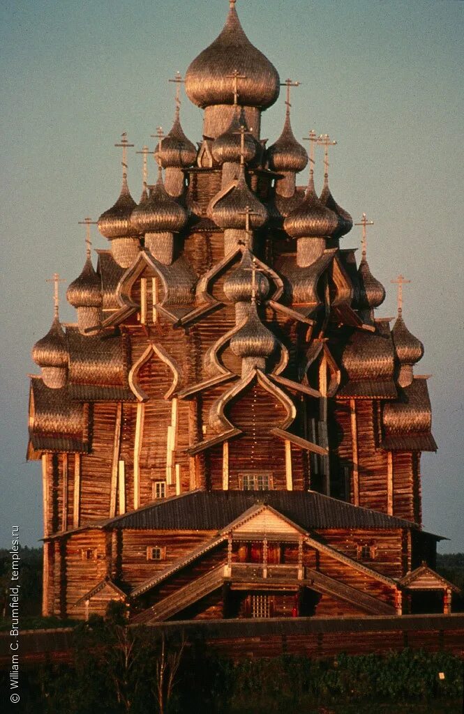 Церковь преображения господня на острове киж. Кижский погост преображенская церковь. Кижи. Кижи. Деревянная церковь преображения господня.