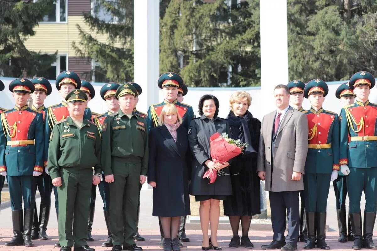 Новосибирском высшем военном командном училище. Новосибирское командное училище. НВВКУ Академгородок. НВВКУ МО РФ. НВВКУ Новосибирское высшее военное.