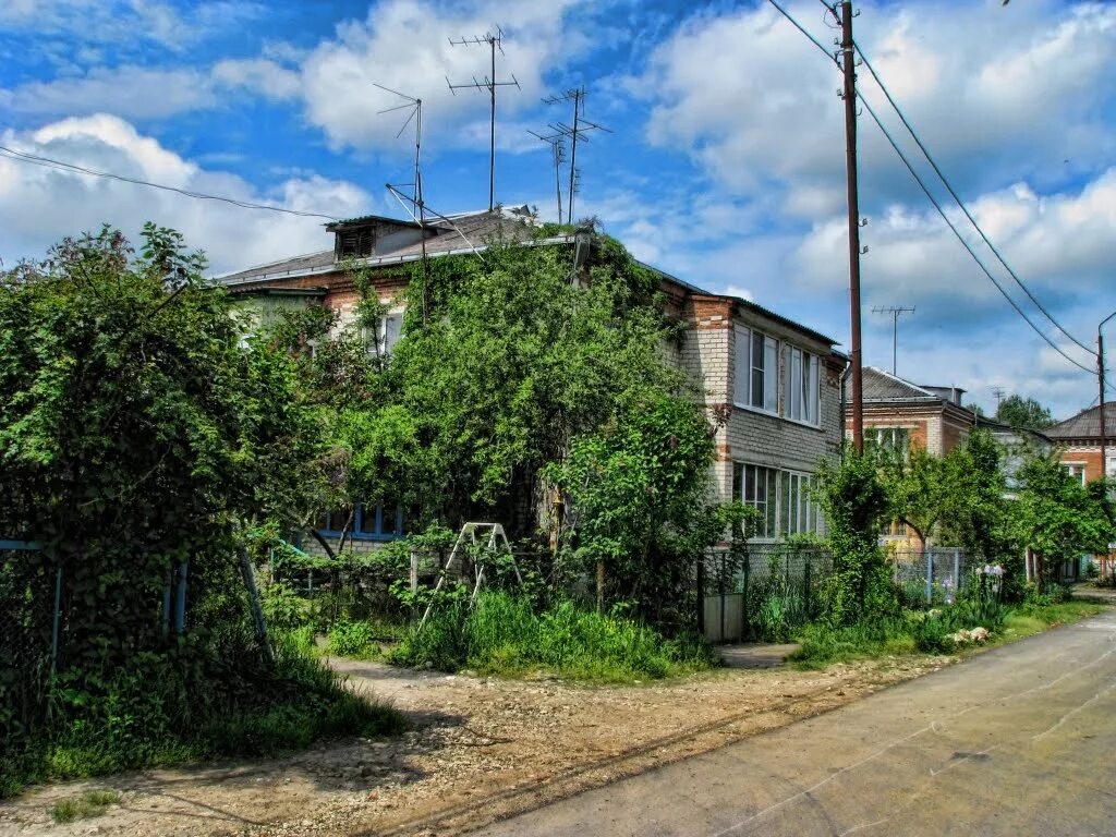 Г апшеронск ул. Апшеронский Краснодарского края. Город Апшеронск. Апшеронск центр города. Апшеронск Краснодарский край.