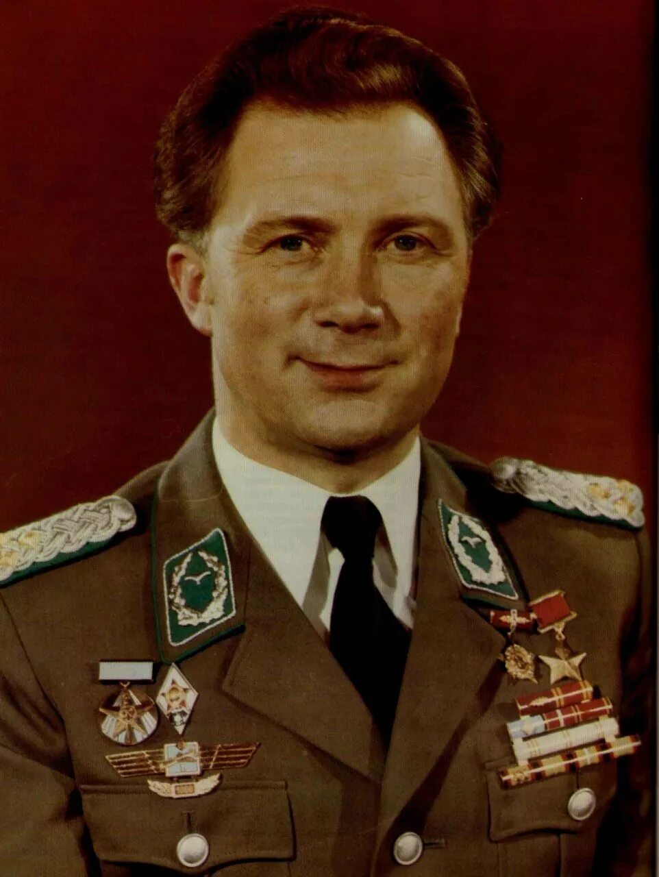 хайнц гофман. генералы гдр. генералы гдр. хайнц кесслер министр обороны гдр. генералы гдр.