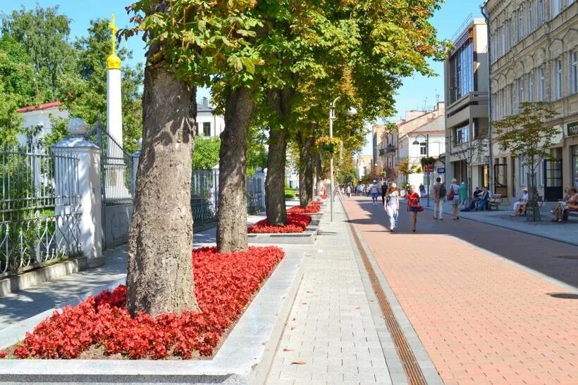 Даугавпилс латвия. Город даугавпилс латвия. Даугавпилс центр города. Даугавпилс центр города. Даугавпилс страна.