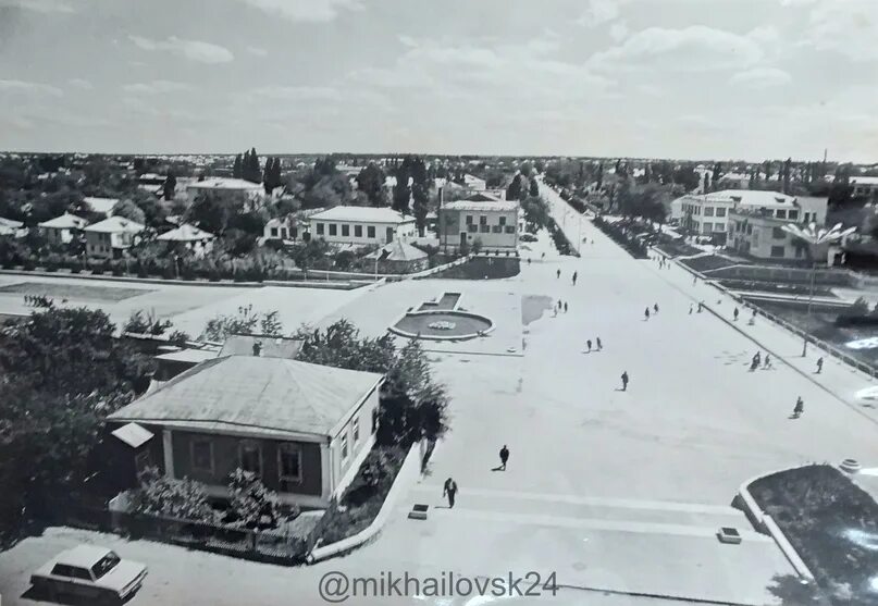 Михайловск Ставропольский край 1950. Шпаковка старый Михайловск. Михайловск Ставропольский край прошлое и настоящее. Село Шпаковское Ставропольский край. Михайловск трактовая