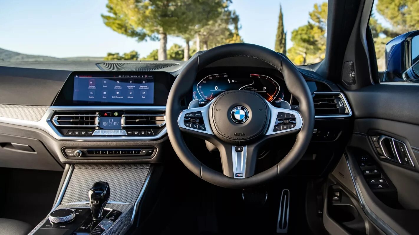 БМВ 320i 2019 салон. BMW 3 2019 салон. BMW 3 Series 2021. BMW 3 2021 Interior.