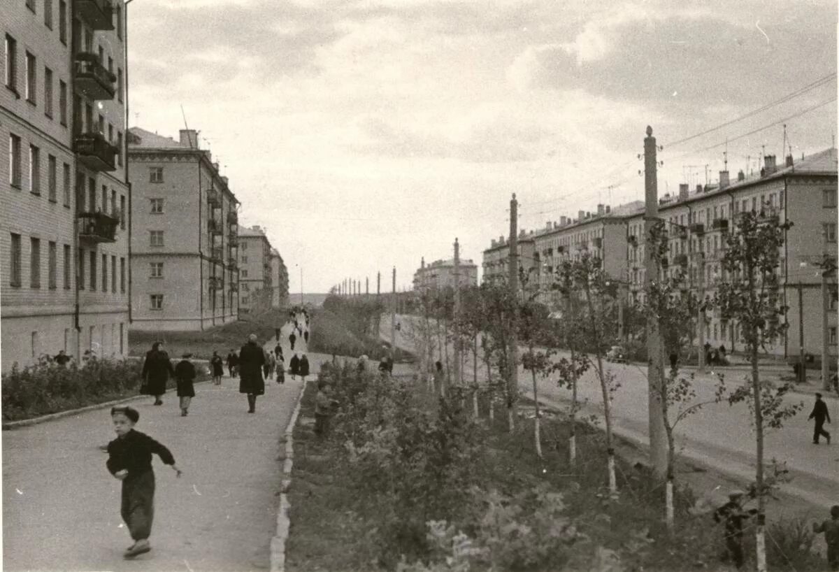 Старый Каменск Уральский. Каменск-Уральский 60е. Каменск-Уральский 1935. Каменск-Уральский 90-е годы.