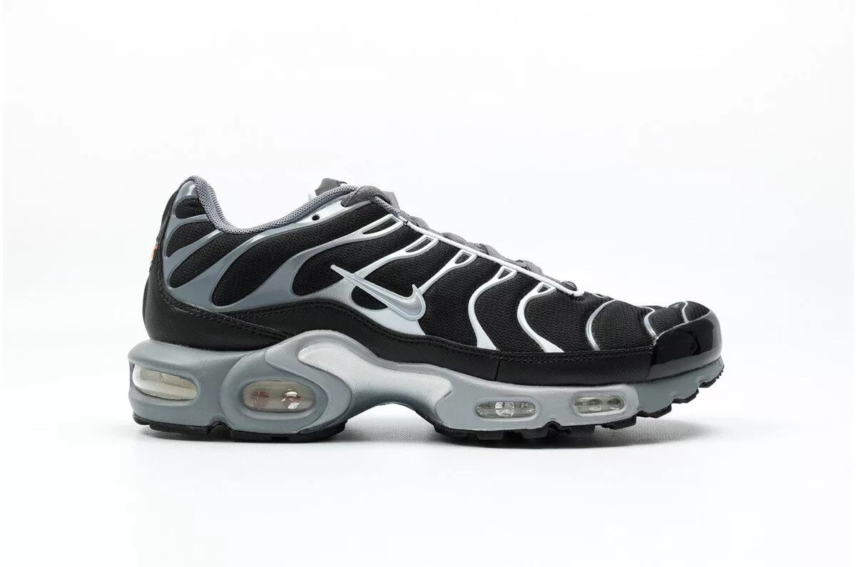 Nike Air Max TN Plus. Nike Air Max TN Plus Black. Nike Air Max TN Plus White. Nike Air Max TN Plus черные. Кроссовки аир макс плюс