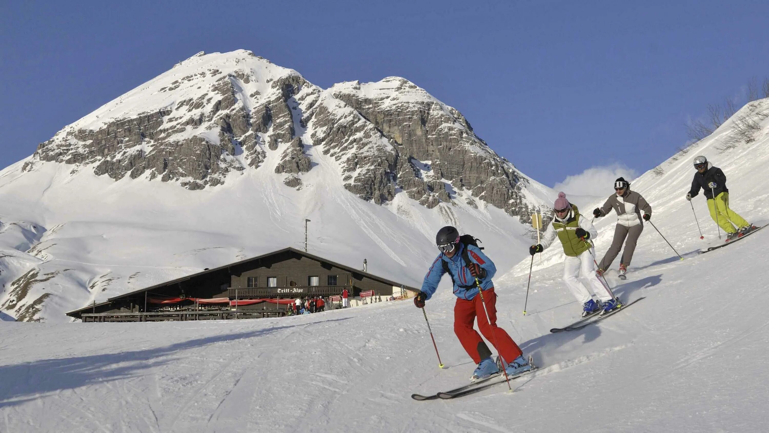 Австрия горнолыжка. Горнолыжный склон Австрия. ГЛК Австрии. Австрия Альпы горнолыжные курорты. Виды горнолыжного курорта