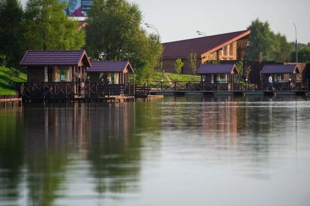 Загородный клуб московская область. Видная усадьба Видное. Видная усадьба загородный клуб. Видная усадьба ресторан. Видная усадьба, Видное, Старо-Нагорная улица.