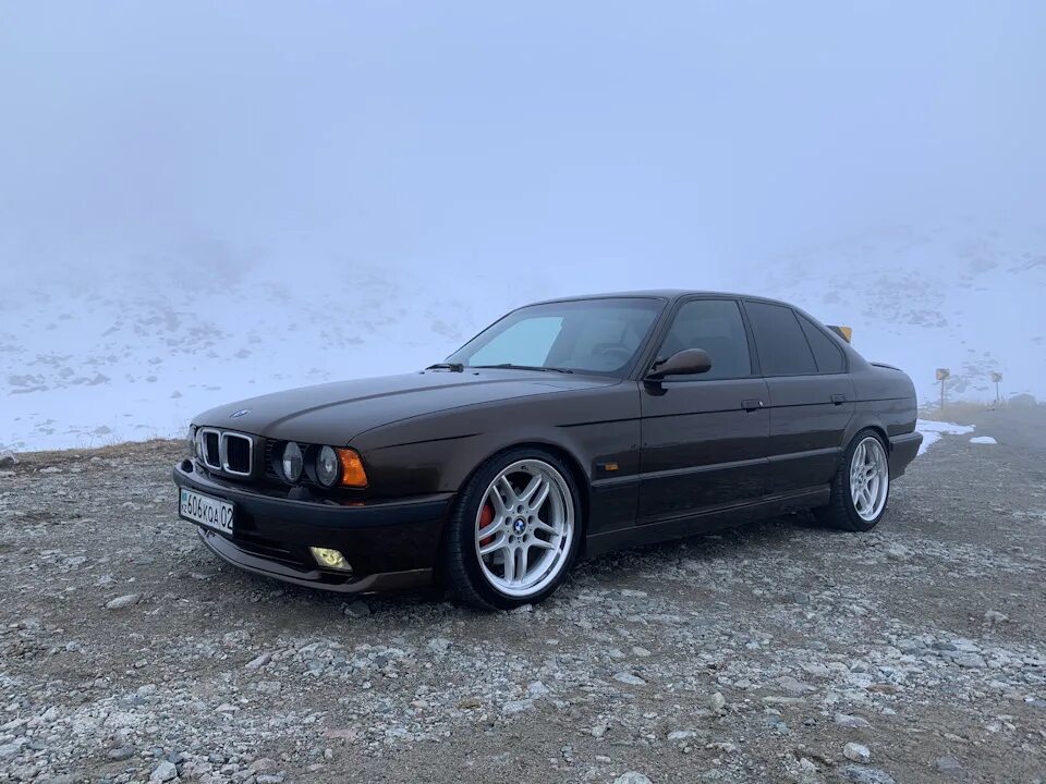 Как выглядит е34. Бмв 540i e34. e34 540i. e34 540. кз бмв е34.