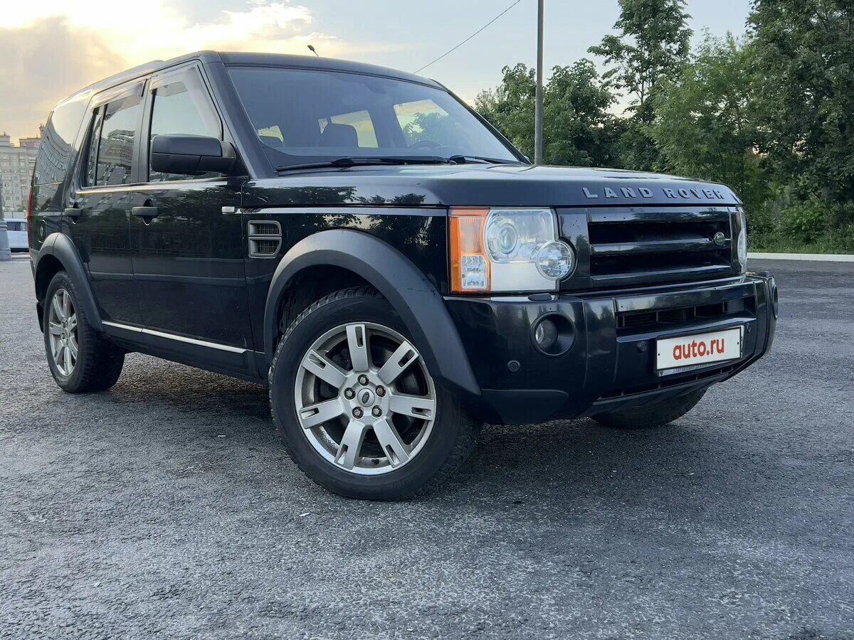 Дискавери б. Дискавери машина. Черный Дискавери. Дискавери 5. Land Rover Discovery 4 Havana Black.