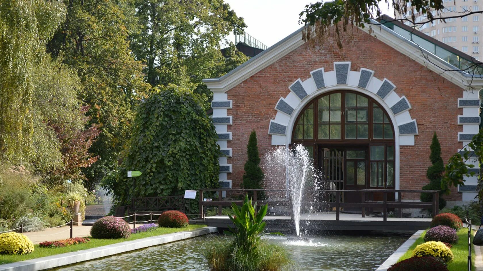 Москва ботанический сад мгу аптекарский огород. Ботанический сад мгу им. Ботсад мгу аптекарский огород. Ботанический сад цицина. Ботанический сад 1.