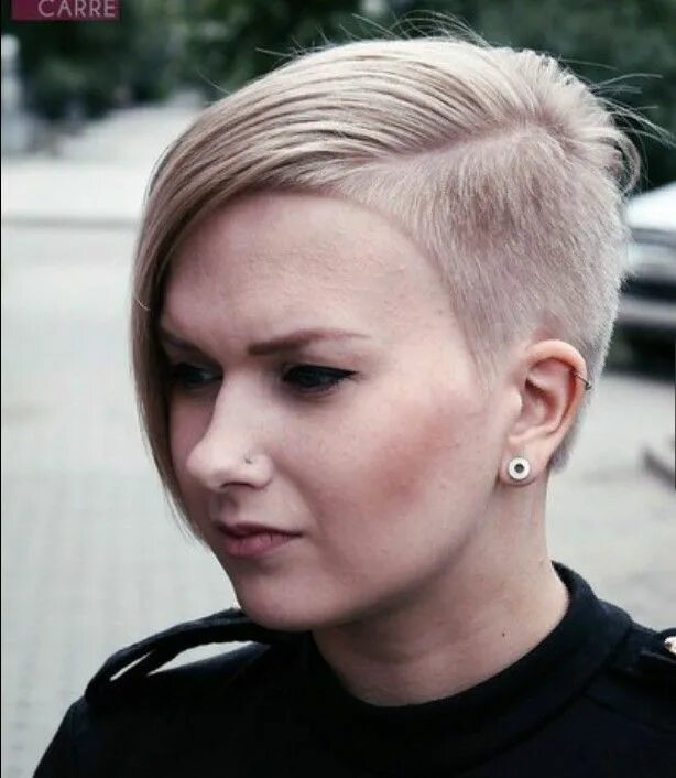 Best Justin Bieber Hairstyles - Our Hairstyles Very short hair, Short blonde hai