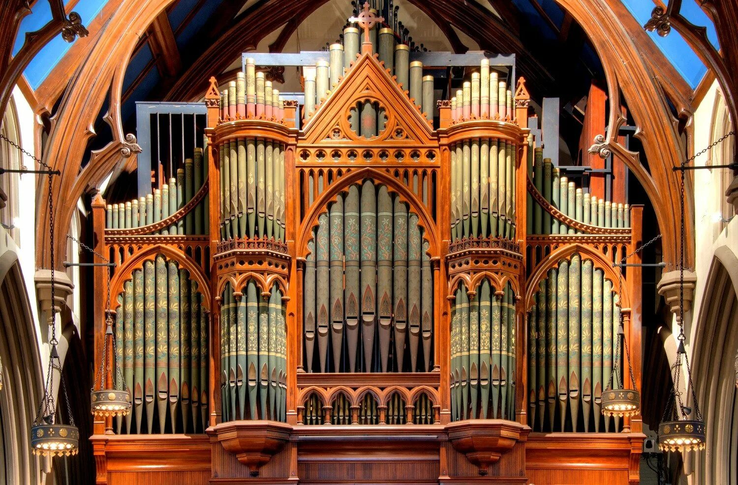 Где есть орган. Орган Баха. Орган музыкальный инструмент Баха. Бах органист в храме. Органная органа Баха.