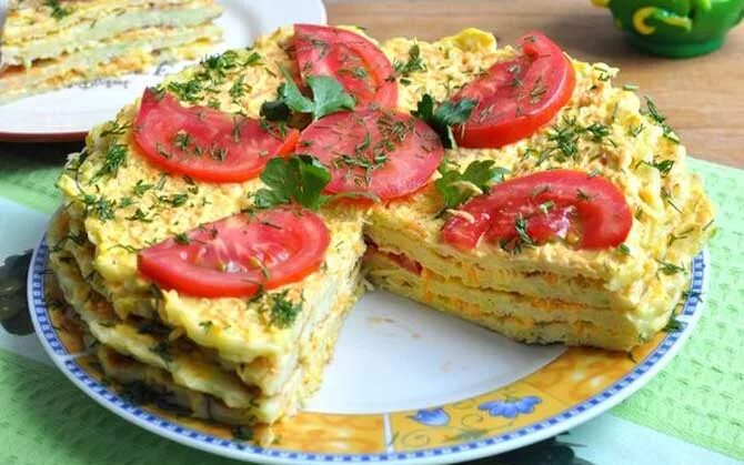 кабачковый торт с помидорами и сыром. торт с помидорами и сыром. торт с помидорами и сыром. кабачковый закусочный торт. кабачковый торт с помидорами.