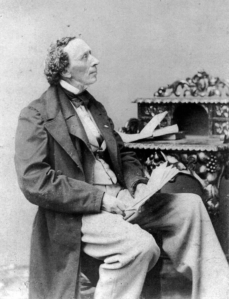 Ханс кристиан андерсен фото. Ганс андерсен портрет. Ган христьяне андресен. Андерсен портрет. Ганс кристиан андерсен.