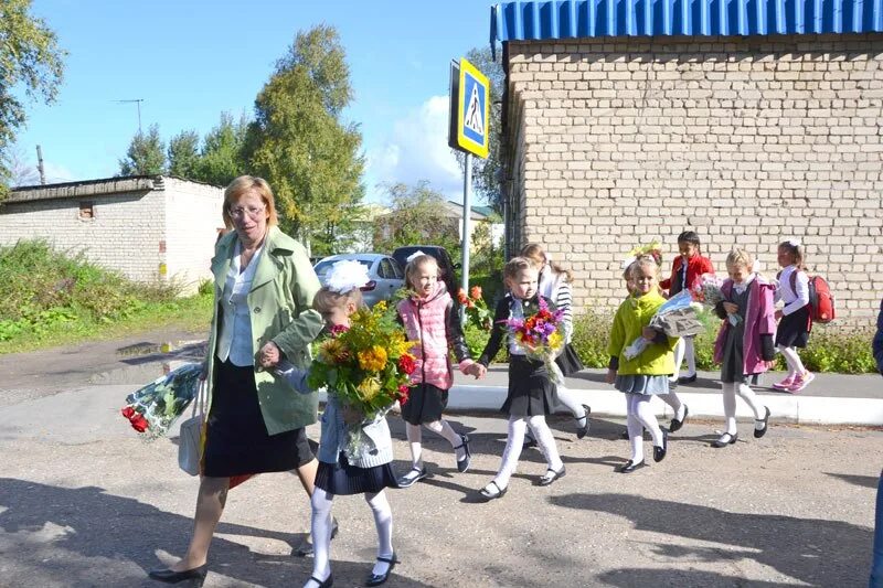 10 школа покровского. Покровская школа Рыбинский район район. Рыбинск Покровская школа. МОУ Покровская ООШ Рыбинский район.