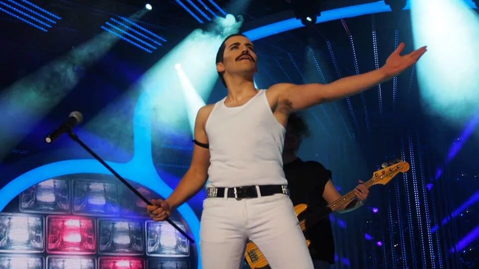 Анастасия спиридонова цунами. Рафи клуб романтики. Като две капки вода. Като две капки вода. Като две капки вода.