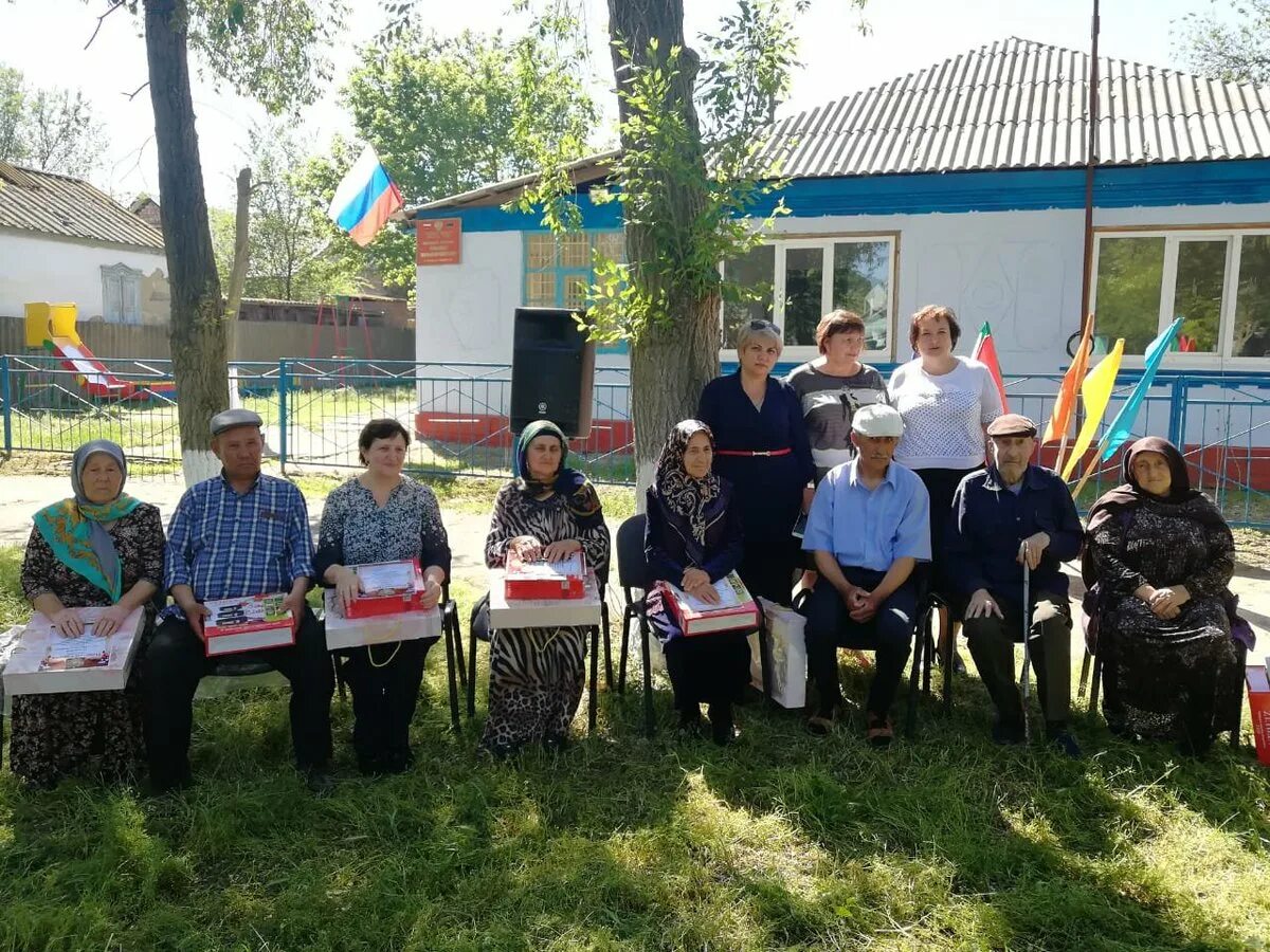 Погода в малое высоко. Деревня малые меми. Памятники в похвистневском районе селе малое ибряйкино. Малый атлым. Поселок малый атлым.