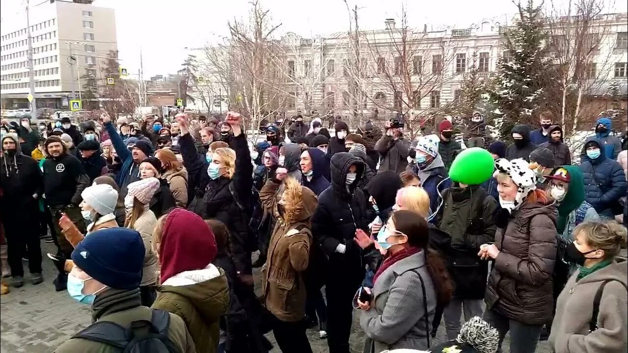 Митинг в Иркутске. Митинг в Иркутске сейчас. Митинг 7 апреля в Иркутске. Апреля митинг
