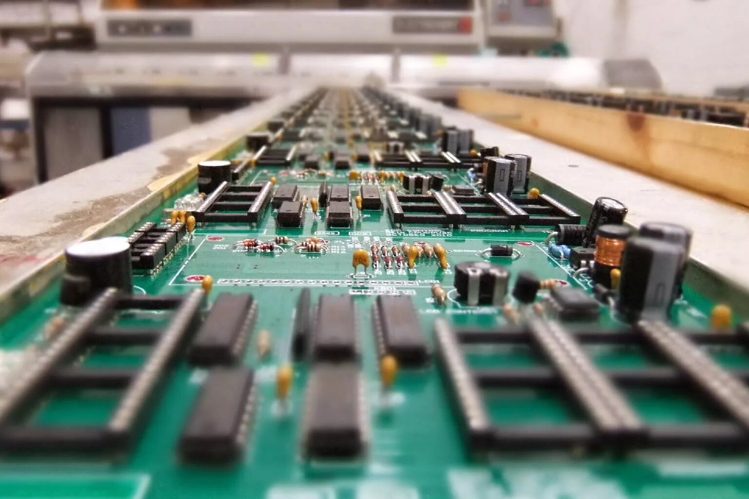 радиотехническая и электронная промышленность. ядерная промышленность электроника. Electronic manufacturer. электронная промышленность. Electronic manufacturer.