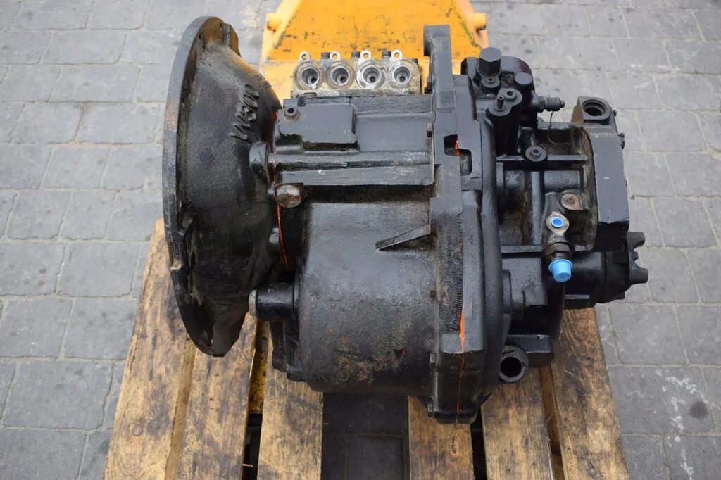 Трансмиссия jcb 3cx. Jcb коробка terex. Jcb transmission 442/27650. Трансмиссия jcb. Кпп jcb 4cx.