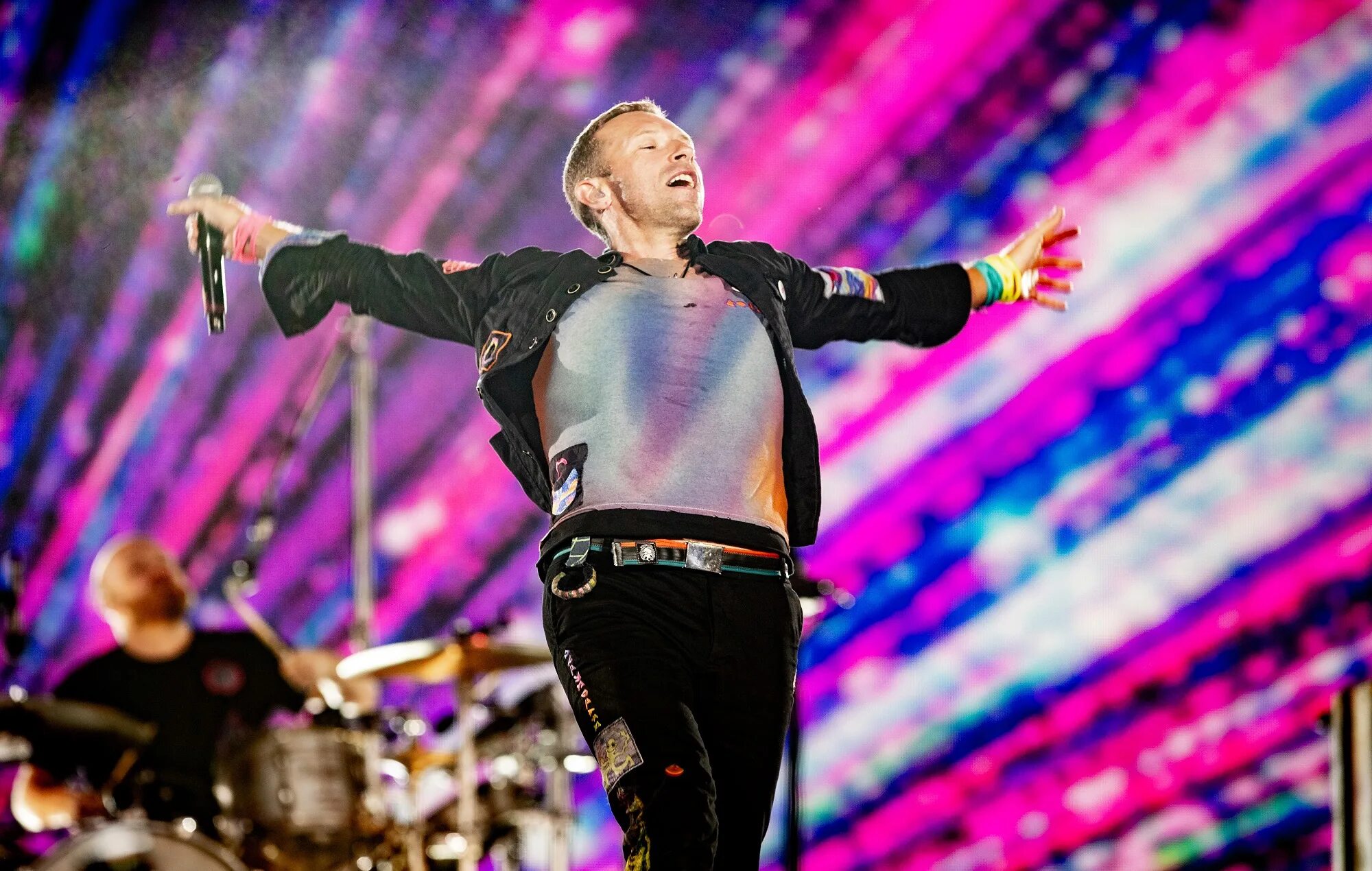 Концертные туры 2023. Coldplay 2023. Coldplay Tour 2024. Coldplay Concert Chris Martin. Колдплей концерты 2024.
