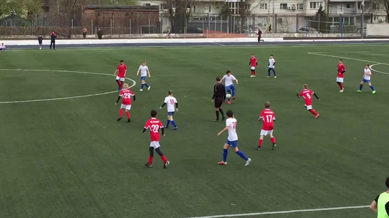 Академия футбола краснодар 2 пятилетка. Фк краснодар академия футбола. Академия футбола краснодар 2 пятилетка логотип. Юфл204гробэорцскадинамо. Академия 2 пятилетка.