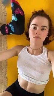 Sweet actress Zoey Deutch nude tits were free and u need to see how much ef...