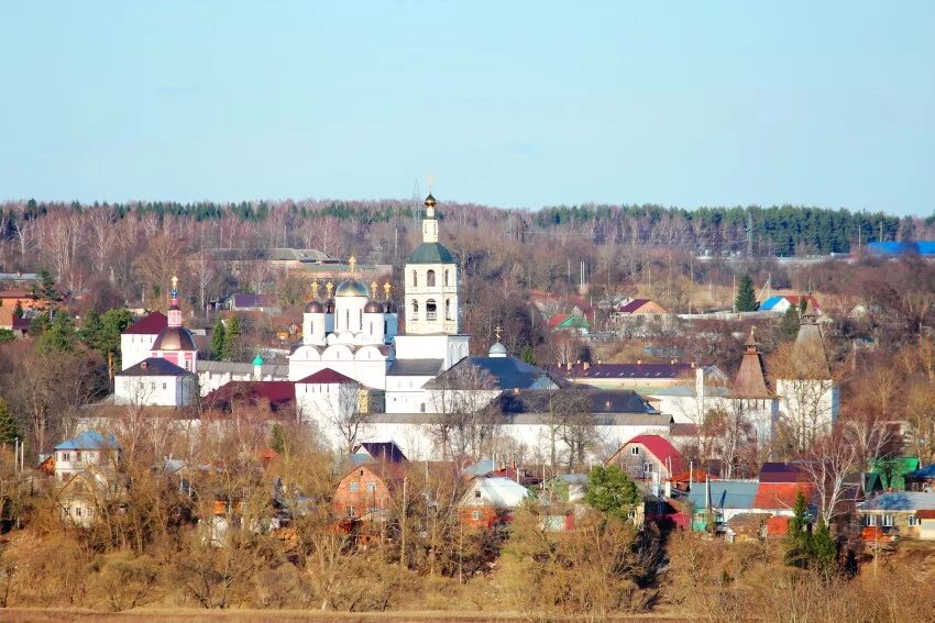 Боровск церковь керосинка. Боровский район калужская область. Боровск город. Д красное боровский район. Церковь преображения на взгорье боровск.