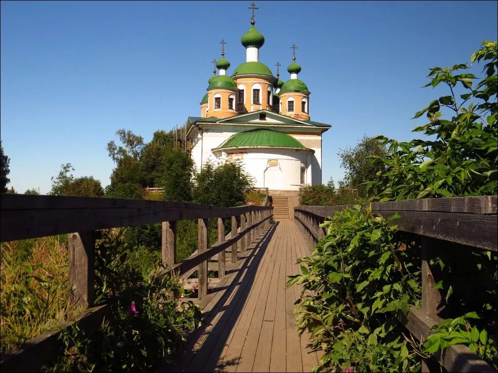 Олонец население. Собор смоленской иконы божией матери олонец. собор смоленской иконы божьей матери город олонец. смоленский собор г олонец карелия. олонец храм смоленской области.