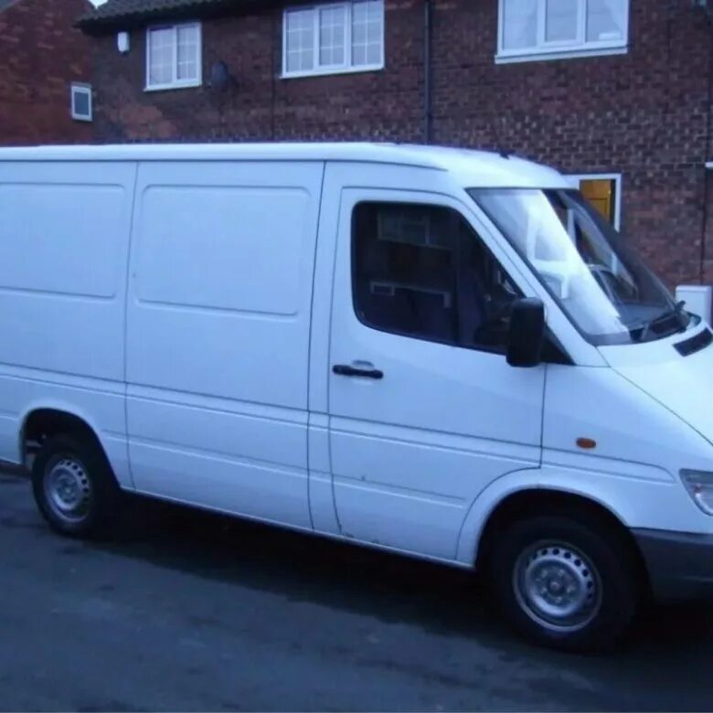 Мерседес Спринтер 208. Мерседес Спринтер 1998. Мерседес Спринтер 1998 года. Mercedes Sprinter 1998.