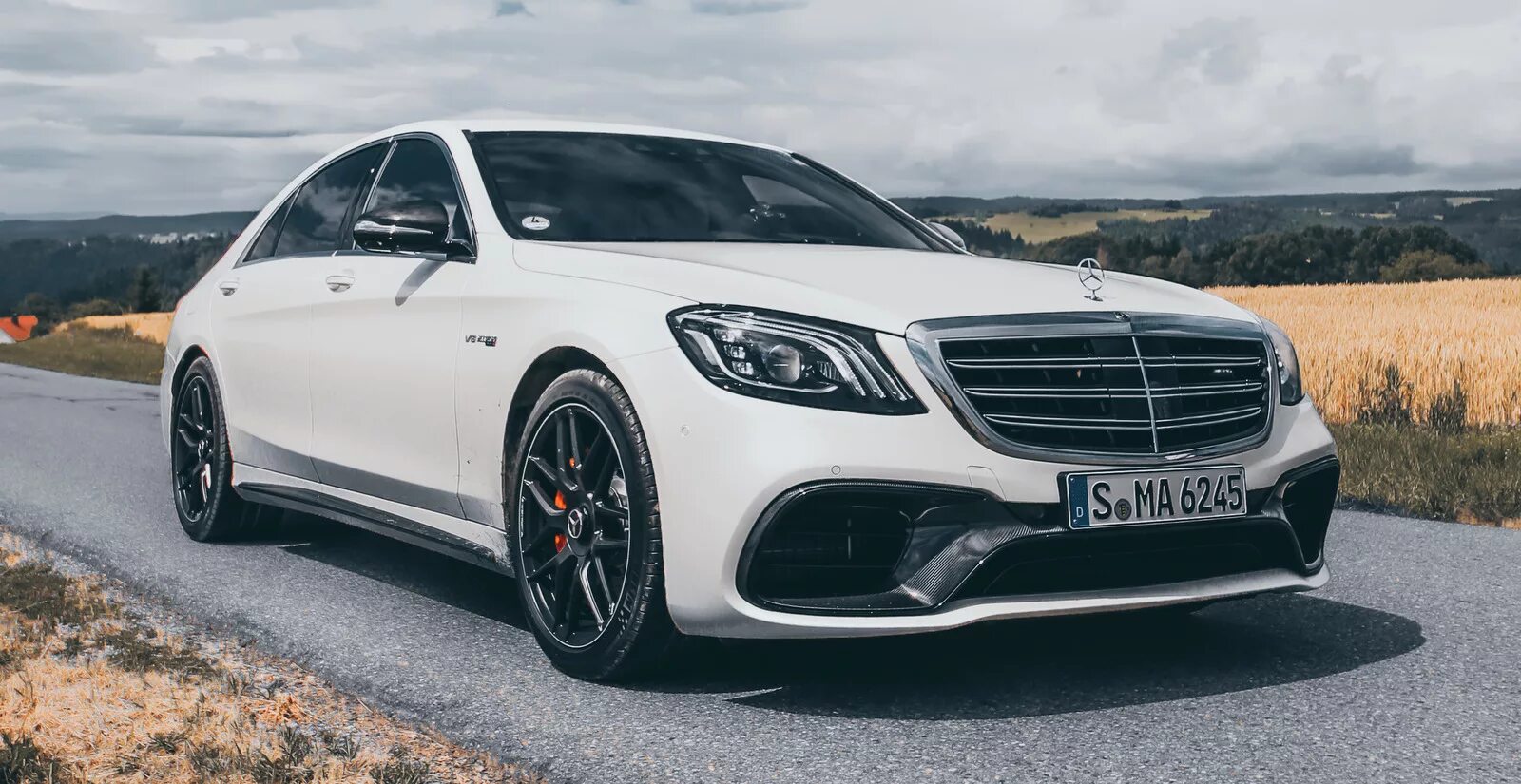 S класс amg. Mercedes s63 AMG w222. Мерседес s222 63 AMG. Мерседес s 63 АМГ 222. Мерседес 222 АМГ.