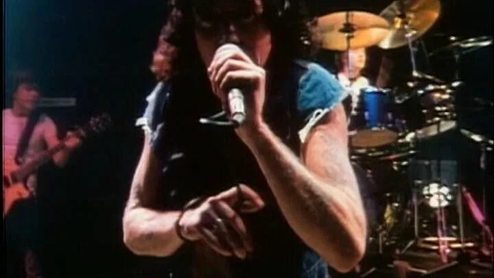 Ac dc touch too much. AC DC Touch too much обложка. AC DC плакат Touch too much. AC-DC Touch too much танцы.
