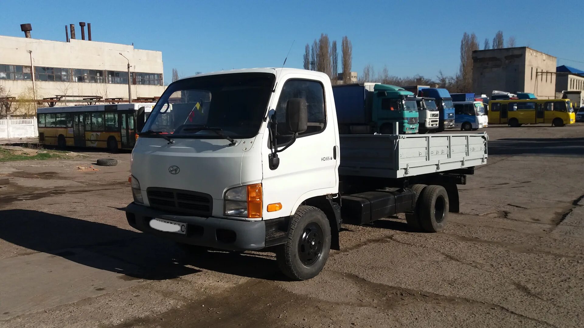 Hyundai hd72. Хендай HD 65. Hyundai HD 65,72. Hyundai 72.