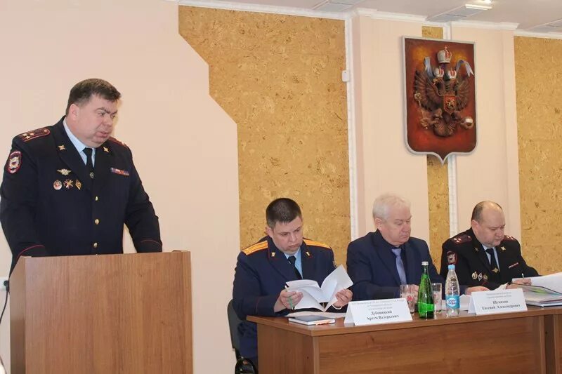 Златоуст начальник мвд. Златоуст отдел мвд. Руководство полиции златоуста. Александр картуесов челябинск мвд. Начальник омвд златоуст.