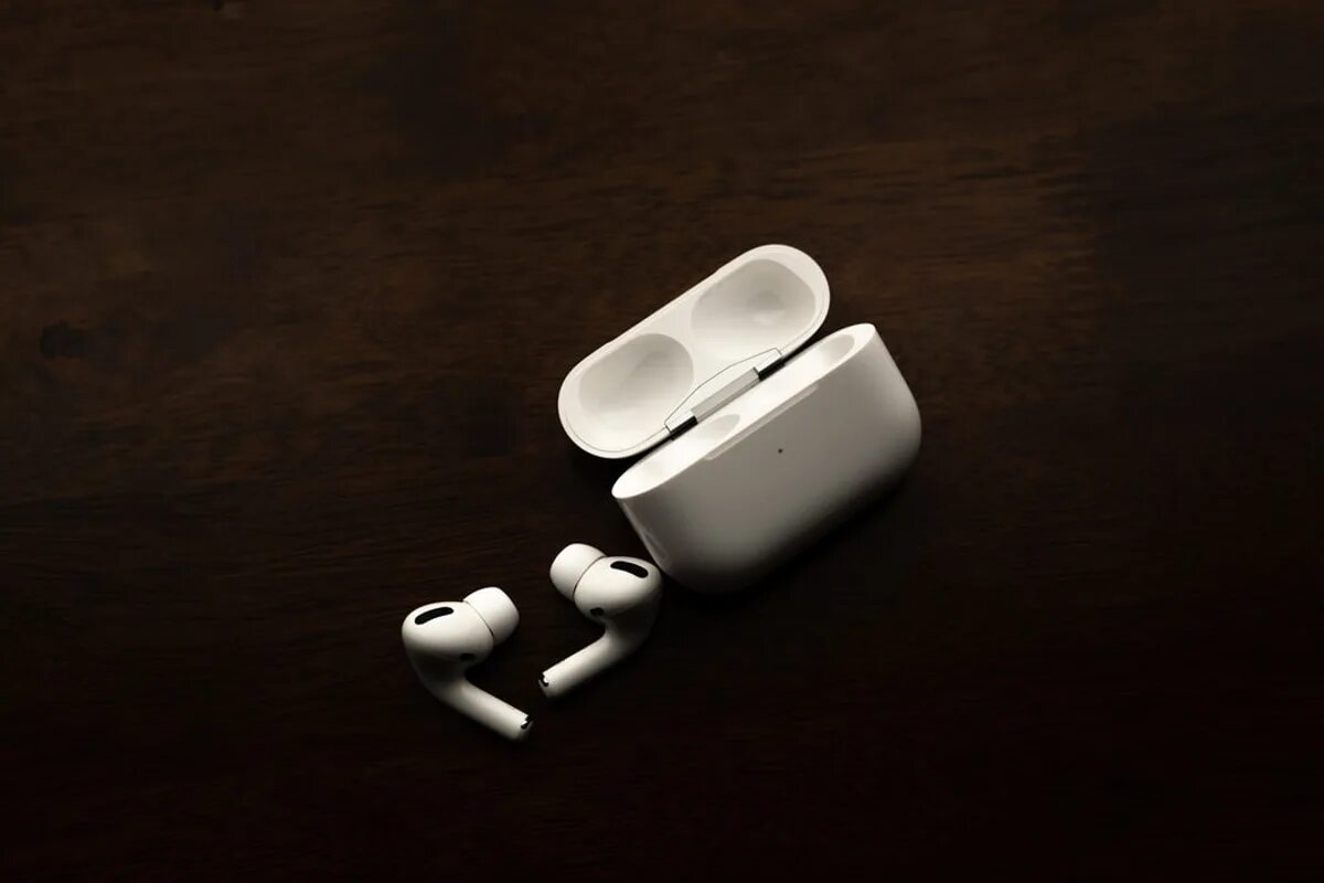 Airpods pro шумят. Apple AIRPODS 2. Наушники Air pods Pro 2. Беспроводные наушники Apple AIRPODS Pro 2. Наушники Apple AIRPODS Pro 2nd Generation.